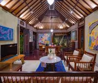 Villa Amaru, Salón de TV