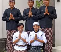 Villa Aliya, Personal