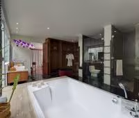 Вилла Asada, Главная ванная комната