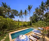 Villa Paletu, Piscine avec vue